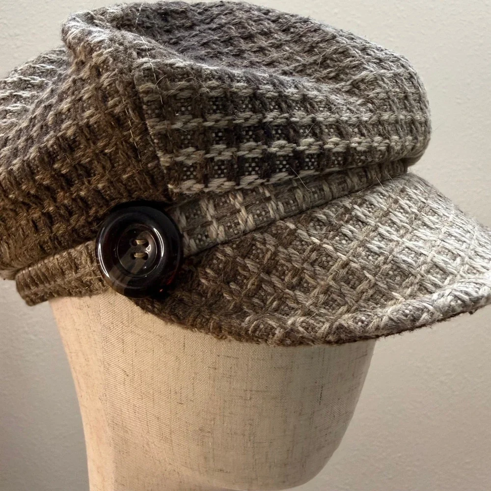 Newsboy‎ Brown Wool Blend Textured Chunky Button Detail Cap Hat One Size